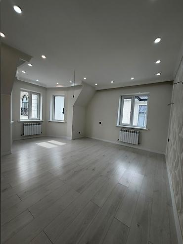 двора: 5 комнат, 245 м², 5 соток, Бишкек, Ынтымак ж/м Агентство недвижимости — 5