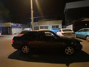 титан на венто: Volkswagen Vento: 1992 г., 1.8 л, Механика, Бензин, Седан — 1