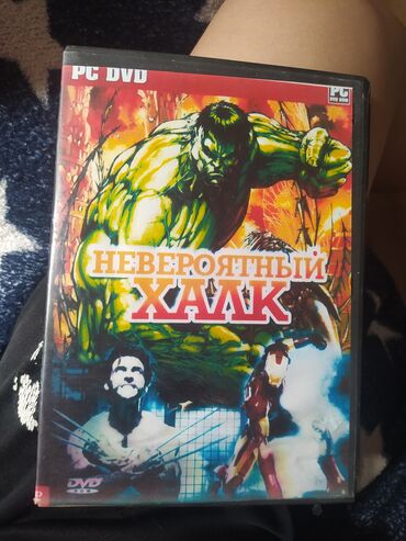 kassetlər: CD, DVD disklər və kassetlər