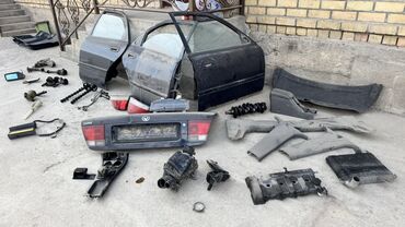 Другие детали кузова: Разбор Mazda 626 GE (седан/хэтчбек, 1996 г). В наличии оригинальные — 1