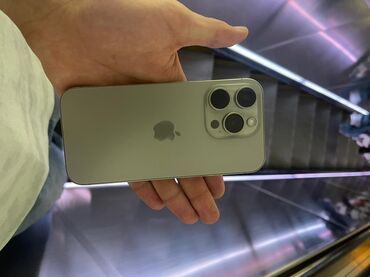 Apple iPhone: IPhone 15 Pro, 128 GB, Natural Titanium, Face ID
