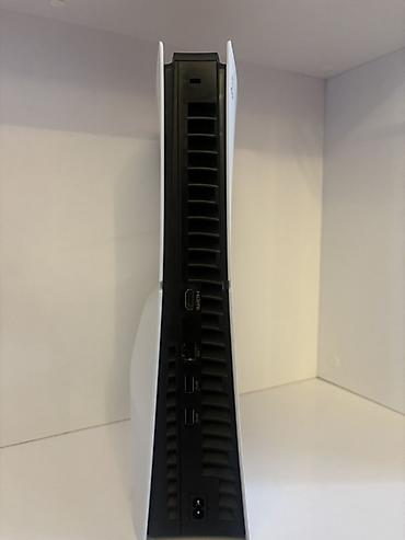 dualsense 5: PlayStation 5 (1 TB) – komplekt Məhsul: - Sony PlayStation 5 konsolu — 3