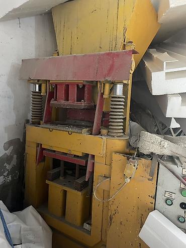 kəsa: Kərpic kəsan aparat avtomat yeni işlenmeyib hec ciddi şexler yiğsin — 1