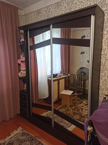Qida məhsulları: Kupe, 2 qapılı Düz dolab, Qarderob, paltar dolabı