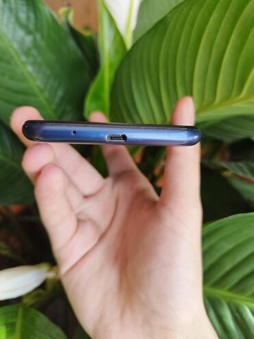 Samsung: Samsung Galaxy A01, 16 ГБ, цвет - Голубой, Сенсорный, Две SIM карты, Face ID