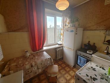 Квартиры: 3 комнаты, 60 м², Золотой квадрат 5 этаж, Старый ремонт — 9