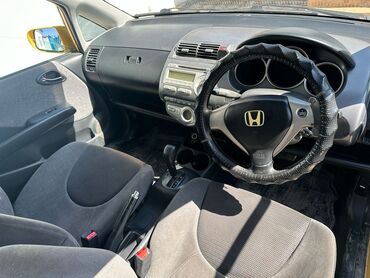 шины бу бишкек оптом: Honda Fit: 2004 г., 1.5 л, Автомат, Бензин, Универсал