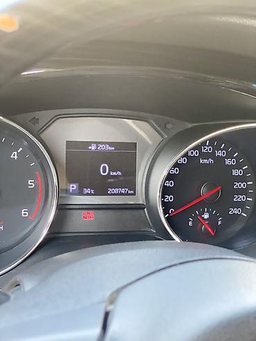 gra: Kia Carnival: 2019 г., 2.2 л, Автомат, Дизель, Минивэн — 10