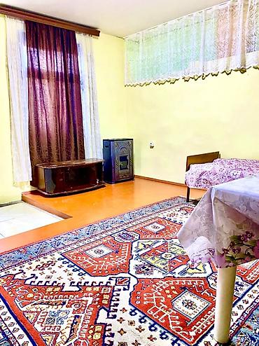 Orta temirli heyet evidi astanofkaya yaxin evdi. ev yalniz xanimlara