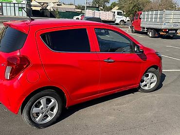 Chevrolet: Chevrolet Spark: 2018 г., Бензин, Хэтчбэк — 2