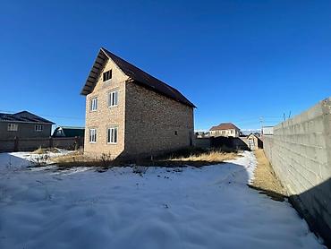 Продажа помещений свободного назначения: Продаётся 2-этажный недостроенный кирпичный дом на угловом участке, г — 5