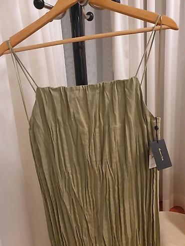 pantalone mona: Maslinasto zelena plisirana haljina na tanke bretele - Duga, ravna — 3