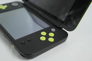 igrice 250: U ponudi Nintendo New 2DS XL konzola, lepo očuvana sa manjim znakovima — 9