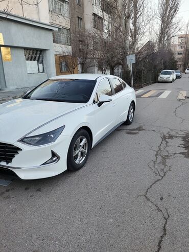 Hyundai: Hyundai Sonata: 2019 г., 2 л, Автомат, Газ, Седан — 2