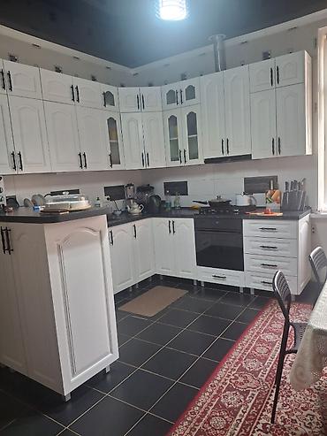 дом в сарбане: Продаётся 2-этажный кирпичный дом, 280 м² 📍 Участок 5 соток, село — 6