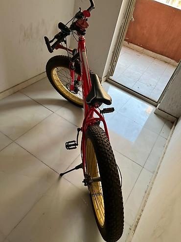 velsopet 29: 26 liq az istifade olunub axrinci sari disqinin uzerine baxanda — 8