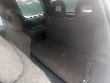 Другие автомобили: Минивэн с багажным боксом на крыше Основные характеристики по фото: - — 3