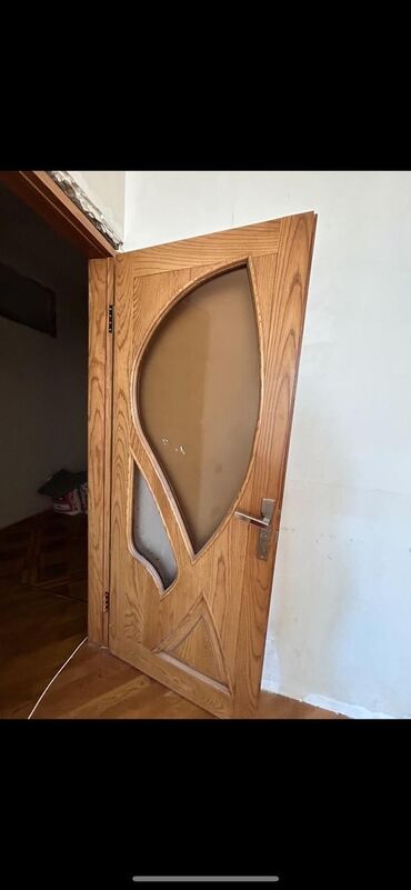 şaxta qapısı: İşlənmiş Otaq qapısı Plintus ilə, Zəmanətsiz, Ünvandan götürmə lalafo.az -da şaxta qapısı: İşlənmiş Otaq qapısı Plintus ilə, Zəmanətsiz, Ünvandan götürmə