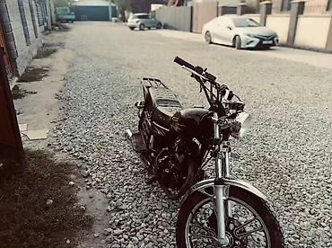 рига мото: Мотоцикл Suzuki GN200 - Классический дорожный дизайн с круглой фарой — 6