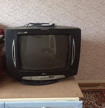 ТВ и видео: Б/у Телевизор LG 28" — 2