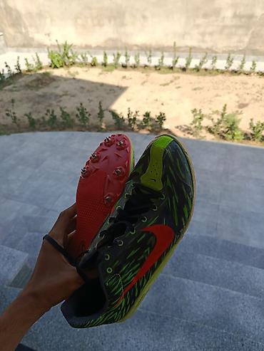 qacış ayaqqabı: Qaçış ayaqqabısıdır. 2ci əldir 210 dollara alınıb orjinal nike — 1