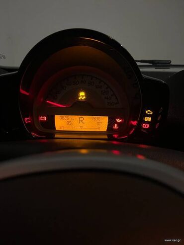 Smart: Smart Fortwo: 1 l. | 2011 έ. 108000 km. Χάτσμπακ — 5