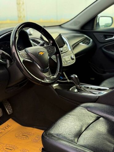 Chevrolet: Chevrolet Malibu: 1.5 l | 2017 il 143300 km Sedan — 22