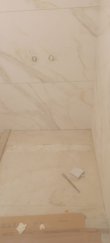 Укладка плитки: Подготовка стен для укладки, Резка плитки, Гидроизоляционные работы Больше 6 лет опыта — 3