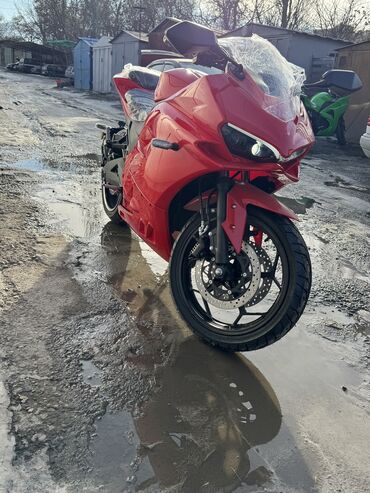 Мотоциклы: Продается мотоцикл panigale Состояние: новый Цвет: красный Тип