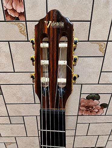 hq sexsi: Klassik Gitara Satılır. 245 manata alınıb, təcili pul lazımdı deyə — 2