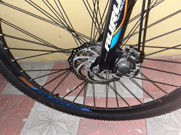 Şəhər velosipedləri: Aurus velosiped. Problemleri odurki tormozdan bir az ses gelir, bir — 8