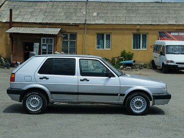 Volkswagen: Volkswagen Golf: 1990 г., 1.8 л, Механика, Бензин, Хэтчбэк