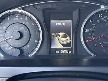 audi a3 2018: Toyota Camry: 2016 г., 2.5 л, Автомат, Бензин, Седан — 8