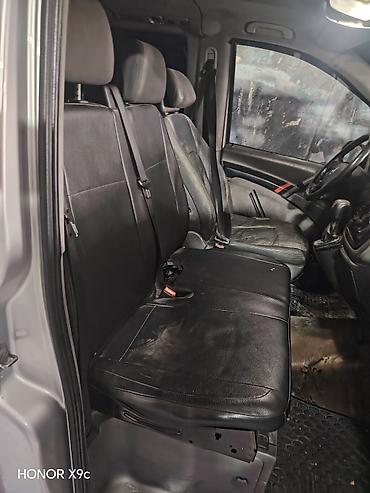 corolla 1.4 dizel: Avtomobil üçün ön üçlü oturacaq dəsti - Tip: ön sıra üçün iki — 1