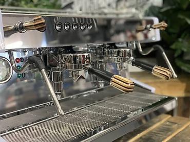 İtalyan “Cime” C01 Neo 65 Peşəkar 2 qollu espresso/kafe aparatıdır at lalafo.az — 2 İtalyan “Cime” C01 Neo 65 Peşəkar 2 qollu espresso/kafe aparatıdır — 2