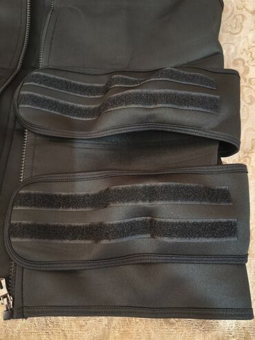 Digər kişi geyimləri: Kişilər üçün idman jileti. Gündəlik və İdmanda istifadə üçün idealdır -da lalafo.az — 5 Digər kişi geyimləri: Kişilər üçün idman jileti. Gündəlik və İdmanda istifadə üçün idealdır — 5