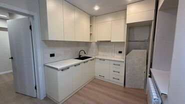 срочно сдаётся квартира маладая гвардия: 1 комната, 37 м², Индивидуалка, 4 этаж, Евроремонт