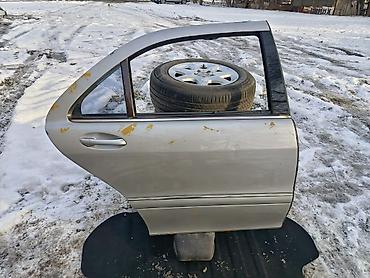 srs: Задняя правая дверь в сборе для Mercedes-Benz (седан, кузов W220 — 1
