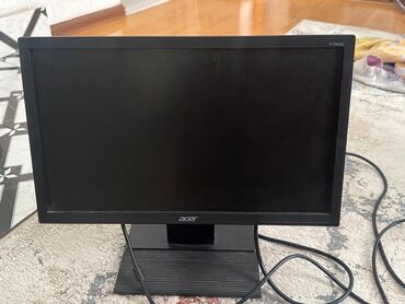 с выдвижным экраном: Монитор, Acer, Б/у, 18" - 19"