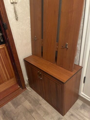 продам мебель б: Продаю мебель для прихожей, состояние отличное