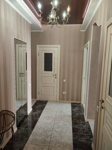 Посуточная аренда квартир: 2 комнаты, Душевая кабина, Постельное белье, Кондиционер — 13