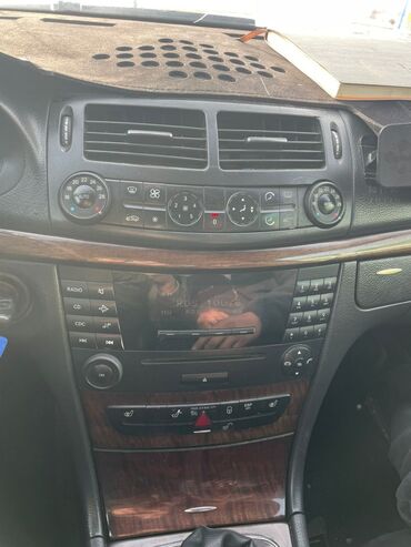 Mercedes-Benz: Mercedes-Benz E-Class: 2004 г., 2.2 л, Автомат, Дизель, Седан — 14