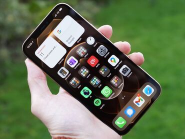 мониторы 240: IPhone 12 Pro Max, Колдонулган, 256 ГБ, Black Titanium, Заряддоочу түзүлүш, Коргоочу айнек, Каптама, 85 %