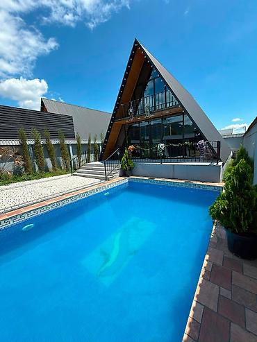 maştağada evlər: Qebelef istiqamətində dağ-mənzərəli, A-frame (üçbucaq formalı) modern — 4