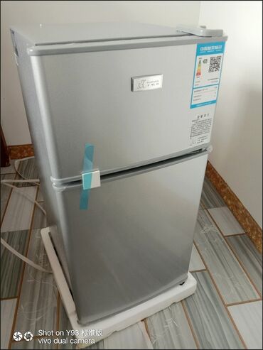 маленький холодильник: Холодильник Новый, Двухкамерный, 42 * 70 * 35
