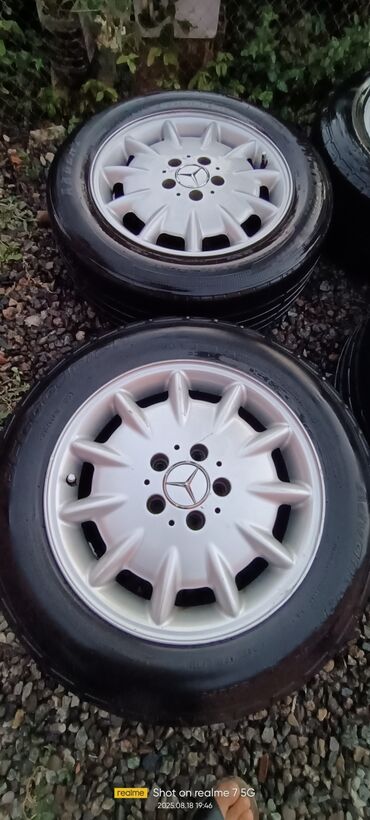 Aksesuarlar və tüninq: İşlənmiş Disk təkər Mercedes-Benz 215 / 60 / R 16, 5 Boltlu