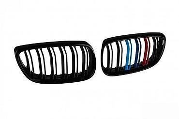 M LOOK GRILOVI MASKE BUBREZI SA M BOJAMA BMW 3 E92 E93 | //M M M -