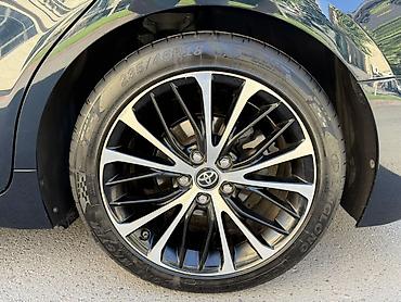byd e1: Toyota Camry: 2018 г., 2.5 л, Автомат, Бензин, Седан — 5