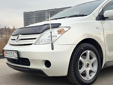 Toyota: Toyota ist: 2003 г., 1.3 л, Автомат, Бензин, Хэтчбэк — 3