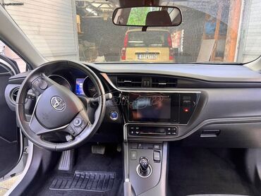 Toyota: Toyota Auris: 1.8 l. | 2016 έ. Χάτσμπακ — 18